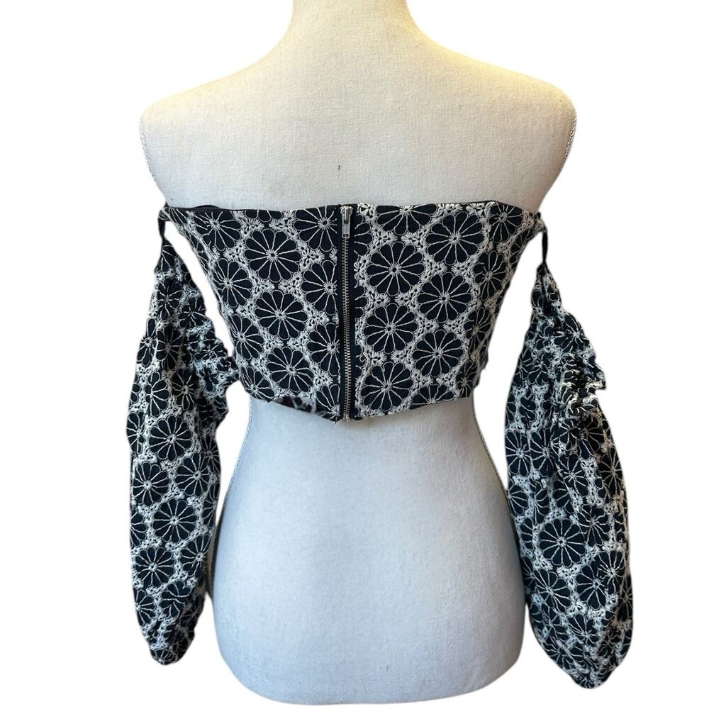 BARDOT‎ Floral Eyelet Lace Crop Top Puff Sleeve Navy White Size 10 Boho Hippie - Picture 5 of 9